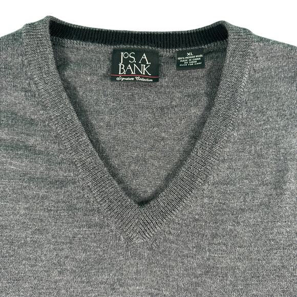 Jos A. Banks Mens 100% Merino Wool Lightweight Thin Sweater V Neck Mens XL - Picture 3 of 8